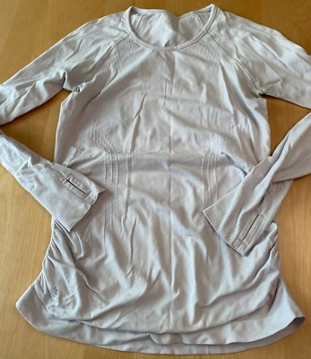 CAMISA ATLETA SPEEDLIGHT LS LILA SUAVE ACANALADA MUJER TALLA S Foto 1 de 4