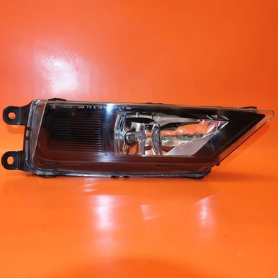 ПРОТИВОТУМАННЫЕ ФАРЫ ДЛЯ ПРАВОСТОРОННЕГО ПАССАЖИРА VOLKSWAGEN TIGUAN 2018 2019 2021 2022 5NL941700 - Изображение 1 из 4