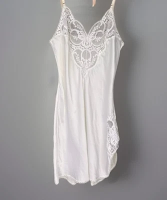 Vestido sin Mangas Vintage Wonder Maid No Cling Camisola Encaje Marfil Unión Abertura Corta 32 Foto 1 de 4