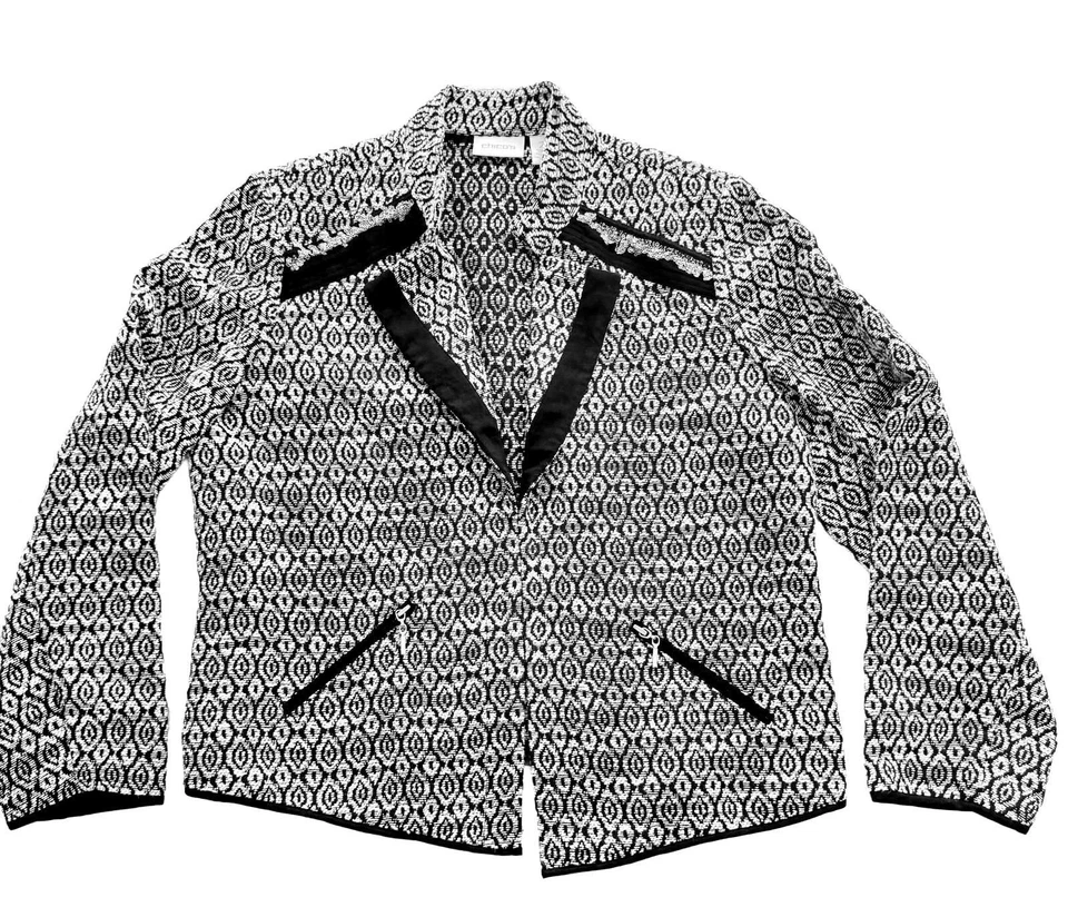 Blazer Chico's Elegante Patrón Blanco y Negro con Ribete de Cadena - Talla 2 (L-XL) Foto 1 de 4