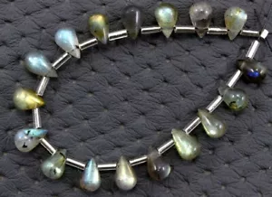 Good Quality 1 Strand Natural Labradorite 16 Pieces Tiny Teardrop 6x8 MM Beads - Picture 1 of 5