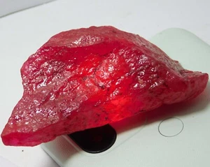 Huge 409.85 Ct+ Natural Earth Mined Red Ruby Rough Loose Gemstone - Picture 1 of 6