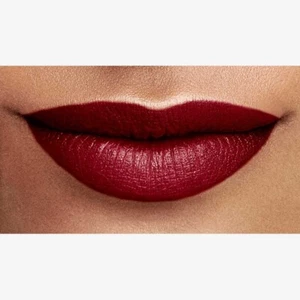 Brand New Oriflame Giordani Gold Iconic Lipstick - Deep Wine SPF 15. RRP £15.00