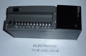 OMRON F300-P2E CE POWER SUPPLY F300/F200/F300 - Foto 1 di 4