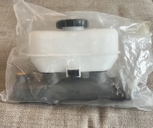 Dorman M390184 Brake Master Cylinder fits Ford models - Foto 1 di 4