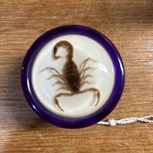 VINTAGE RARE GENUINE SCORPION YOYO STINGER SEE THROUGH Purple. - Picture 1 of 3