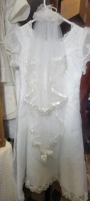Girl's Holy Communion Dress, Flower Girl Dress, White Size 7 with Veil - Image 1 of 4