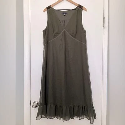 Vestido Banana Republic verde oliva sin mangas para mujer talla 14 Foto 1 de 4