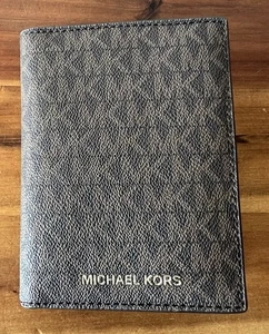 Michael Kors Jet Set Travel Passport Holder Geldbörse - Braun - Bild 1 von 7