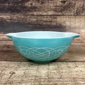 Promocional 1959 Pyrex Turquesa Aqua Scroll #443 Cenicienta Cuenco 2 1/2 cuartos de galón - Imagen 1 de 7