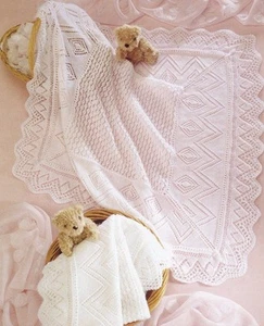 KNITTING PATTERN - GORGEOUS BABY BLANKET/SHAWL 3-PLY & 4-PLY VERSIONS - Picture 1 of 1