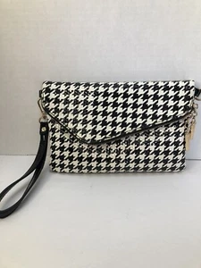 Woman’s Wristlet Clutch Evening Purse Black And White With Snap And Zip - Picture 1 of 9