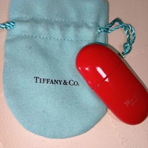 Encendedor de aceite de frijol Tiffany & Co. rojo Elsa Peretti sin caja con bolsa chispas confirmadas - Imagen 1 de 8