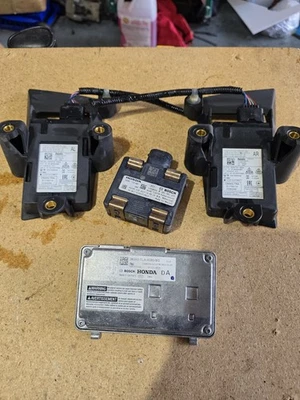 2016-22 HONDA CRV Lane Assist, Cruise Control Module, Blind Spot Sensor Combo - Image 1 of 4