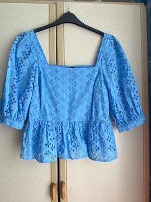 Brand New New Look Size 12 Ladies Blue 100% Cotton Lacy Top - Image 1 of 4