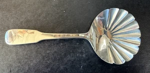 BERRY SPOON Hand Wrought Old Newbury Crafters Sterling Silver 26 gr Unusual - Picture 1 of 6