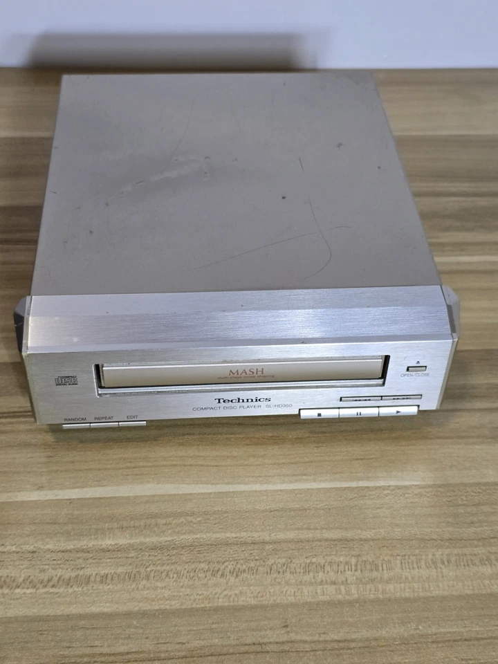 Technics Compact Disc Player Silver Stack System Unit Only (SL-HD350) *FAULTY* - Image 1 of 4