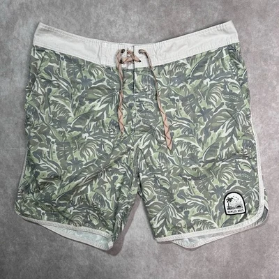 Howler Bros Bruja Board Shorts Para Hombre Talla 38 Verde Estampado Tropical 7" Entrepierna Foto 1 de 4