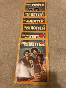 WELCOME BACK KOTTER (1977) Golden illustrated All-Star Book softcover - Picture 1 of 1