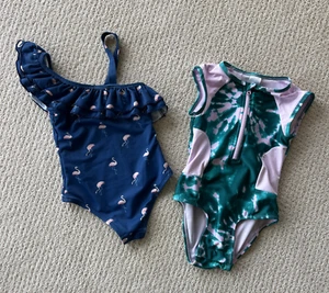 Lot of 2 Girls Swimsuits: CAT & JACK Front Zip 4T + BERMIES 4 Flamingos Ruffled - Picture 1 of 14