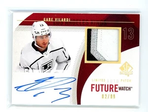 2020-21 SP AUTHENTIC GABE VILARDI RETRO FUTURE WATCH AUTO PATCH RETRO ROOKIE /99 - Imagen 1 de 1