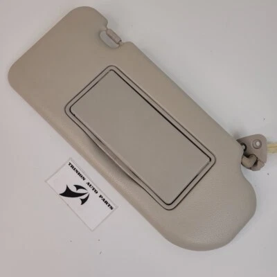 Infiniti G37 2009-2015 convertible lado pasajero derecho parasol con luces de espejo Foto 1 de 4