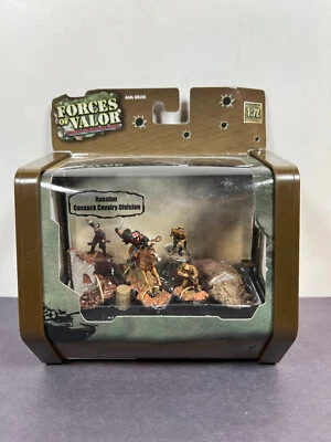 Forces Of Valor 1:72 RUSSIAN COSSACK CAVALRY DIVISION WWII Figure Set 93089 - Image 1 of 4