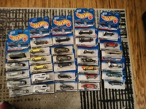 Posten 30 BRANDNEU VERSIEGELT 1998 Hot Wheels Erstausgaben - Bild 1 von 16
