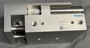Mini glissière Festo DGST-25-50-Y12A neuve - Photo 1/6