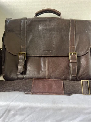 Bolso Calzoncillo Samsonite Colonial Cuero Clásico con Solapa con Accesorios de Latón 17x13 Foto 1 de 4