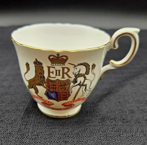 Taza de té coronación Reina Isabel II 1953 coronación hueso China Staffordshire Inglaterra - Imagen 1 de 12