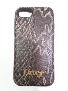 OtterBox Strada  Series for the iPhone 8/ iphone 7  - Wooded Serpent - Picture 1 of 10