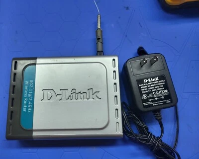 D-Link DI-524 Wireless 54 Mbps High Speed Router (802.11g) - Image 1 of 3