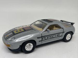 Welly Porsche 928 Turbo Diecast. # 9031. Silver. Preowned. Fast Shipping 