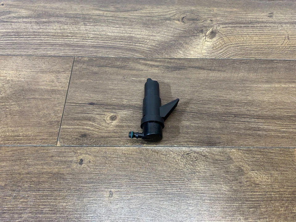 Cilindro de lavado de faros delanteros VW Volkswagen Passat 1996-2000 solo OEM NUEVO Foto 1 de 4