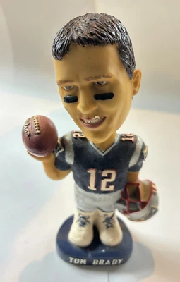 MBNA Stadium Give-Away Bobble Dobbles Head Tom Brady #12 New England Patriots Foto 1 de 4