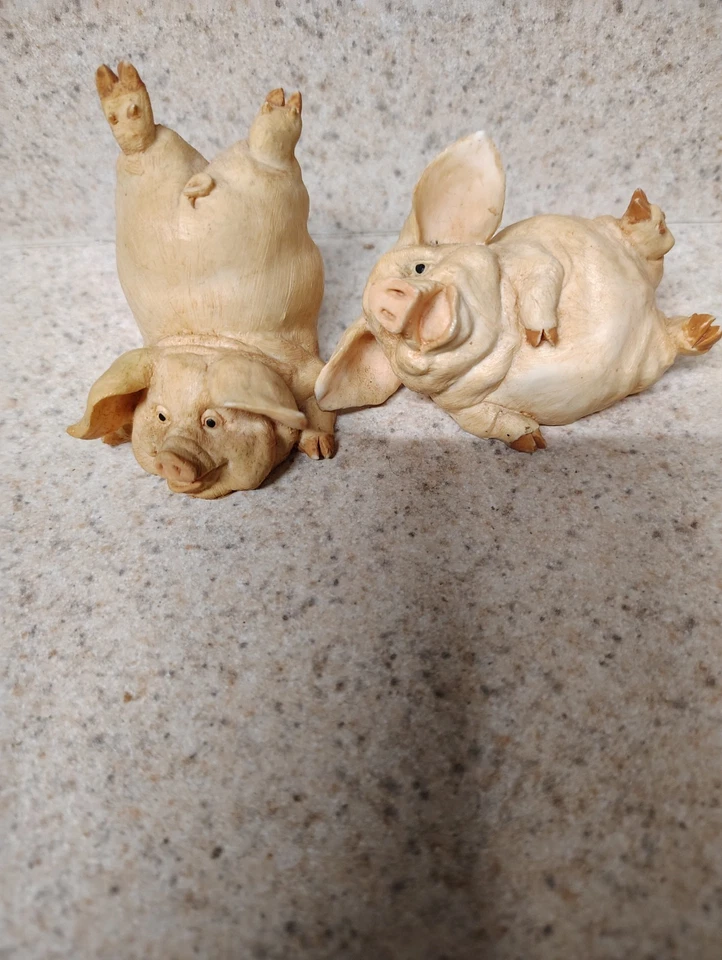 Pigtime Collection Vintage Resin 2 Pigs Figurine 3.5 - Image 1 of 4