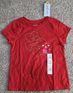 Girl’s Red Hugging Hearts Graphic T-shirt Size S (6-7) Cat & Jack Short Sleeve - Picture 1 of 7
