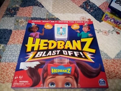 Hedbanz Blast Off! Guessing Card Game Spin Master 6+ kids young adult New Sealed - Image 1 of 4