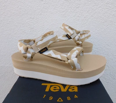 TEVA BALANCE STARFISH FLATFORM UNIVERSAL PLATFORM SANDALS, WOMEN US 7/ 38 ~NIB - Image 1 of 4