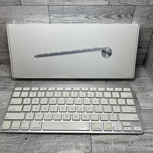 Apple A1255 Wireless Keyboard - MB167LL/A *UNTESTED - AS IS - FOR PARTS* - Picture 1 of 22