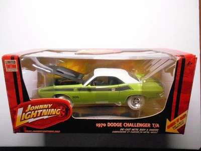 MUSCLECARS 1/24 LIME GREEN 1970 DODGE CHALLENGER T/A JOHNNY WHITE LIGHTNING - Image 1 of 4