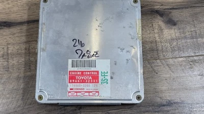 8966132331  Toyota Camry 1990  Engine AT 4 Cyl Control Unit ECU Module 34 14P2 - Image 1 of 4