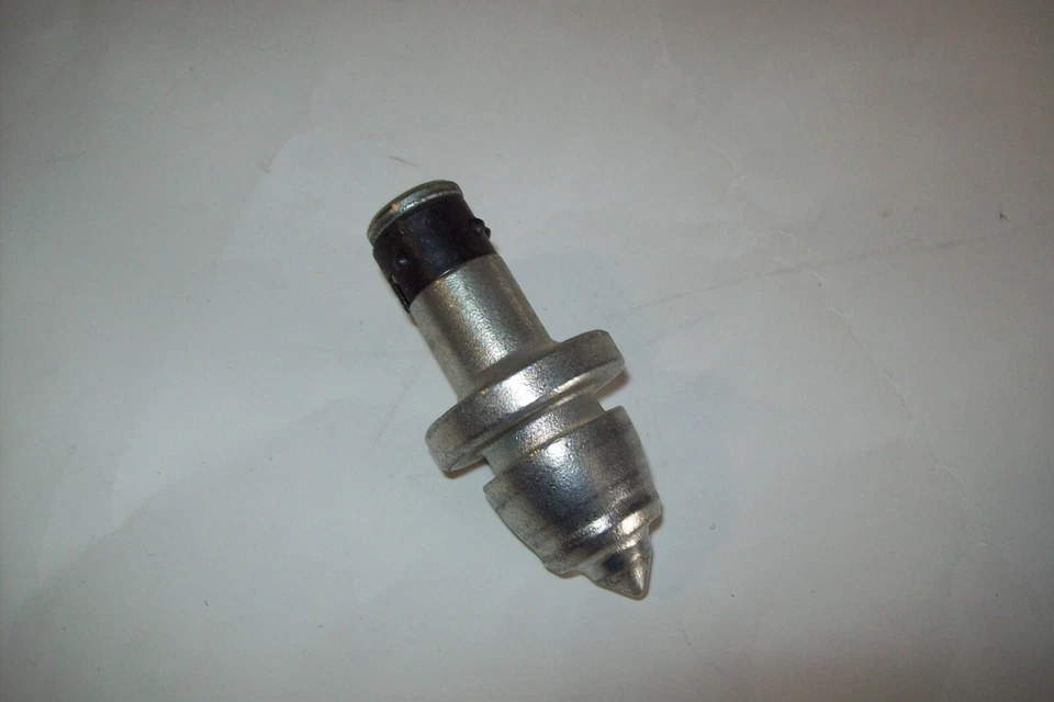 BRADCO TRENCHER REPLACEMENT BULLET TEETH FOR BRADCO TRENCHER W/ 50/50 ROCK TEETH - Image 1 of 1