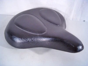 Vintage Schwinn Air Dyne Exercise Bike Bicycle Original Large Seat Saddle 7148 - Picture 1 of 8