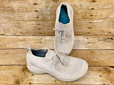 YOU By SKECHERS WOMEN'S 6.5M WALKING SNEAKER TENNIS SHOE TAN 14957 💗EUC💗 - Image 1 of 4