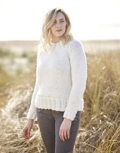 10003 Super Chunky Ladies Sweater Knitting Pattern knit paper hard copy genuine - Picture 1 of 1