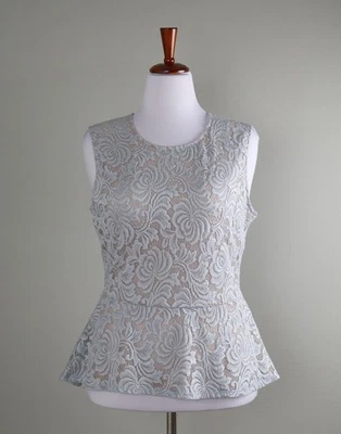 Camiseta sin mangas BCBG MAX AZRIA NUEVA CON ETIQUETAS $98 Keren azul forrada de encaje peplum talla grande Foto 1 de 4