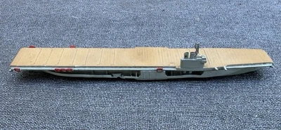 Vintage 1/1250 Vintage Hai USS Sable Training Aircraft Carrier Metal Model Ship - Image 1 of 4