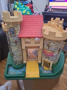 1974 Fisher-Price Little People Castle 993 w/ Figures, Dragon Furniture READ DES - Picture 1 of 24